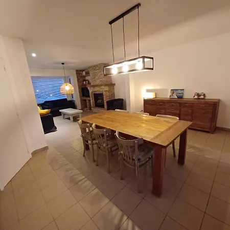 Toffe Woning Dichtbij Zee, Bos En Ferienhaus